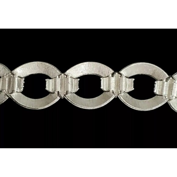 Crown Trifari Bracelet Silver Tone Circles Oval Textured Chunky Wide Links VTG - Picture 5 of 11